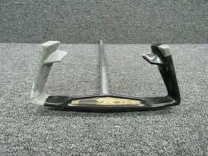 602113-501 American Aviation AA-1A Control Wheel LH / RH (L: 21-3/8", D: .75")